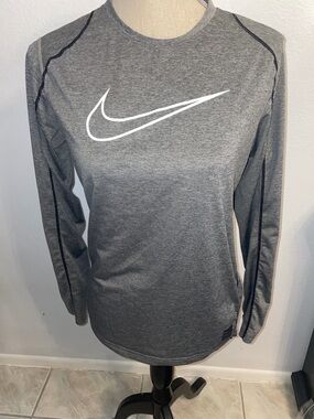 Nike Pro Fitted Dri-Fit Gray Long Sleeve Shirt (fits like women’s small/medium)
